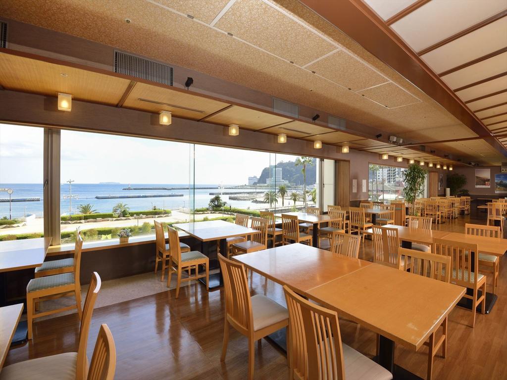 Atami Seaside Spa & Resort Buitenkant foto